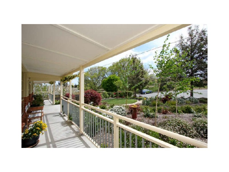 3 Silky Oak Circle, Jerrabomberra NSW 2619