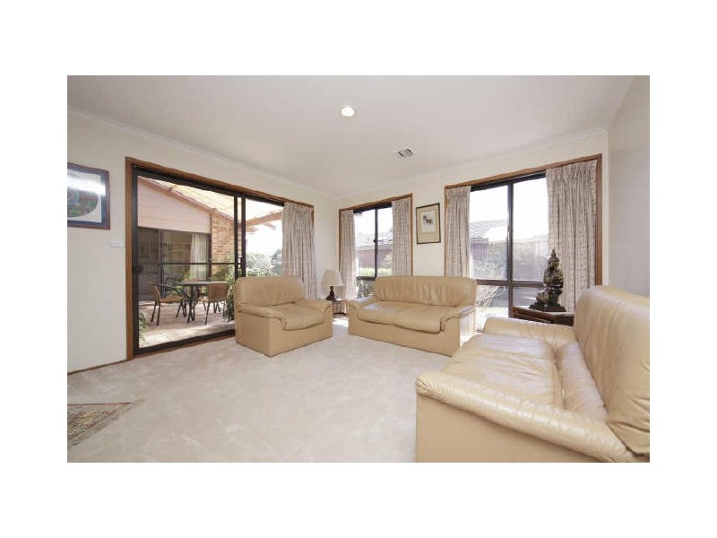 33 Hansen Circuit, Isaacs ACT 2607