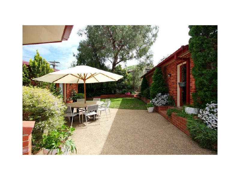 68 Carnegie Crescent, Narrabundah ACT 2604