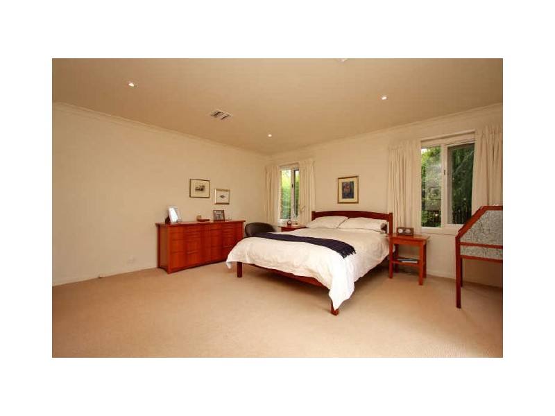 68 Carnegie Crescent, Narrabundah ACT 2604
