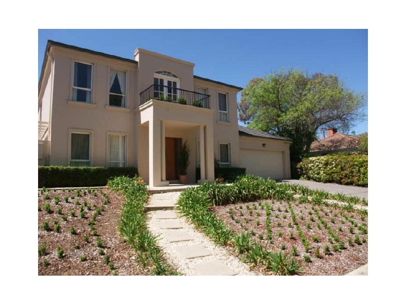 13 MacGillivray Street, Yarralumla ACT 2600