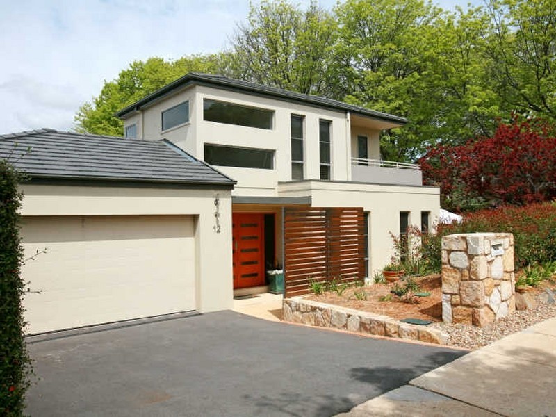 12 Hooker Street, Yarralumla ACT 2600