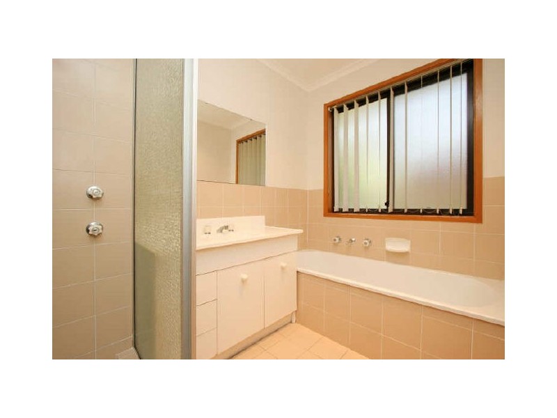 17/3 Shepherdson Place, Isaacs ACT 2607