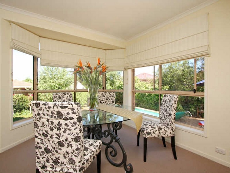 5 Barn Place, Palmerston ACT 2913