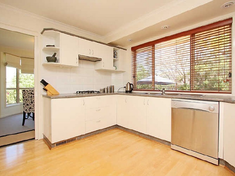5 Barn Place, Palmerston ACT 2913
