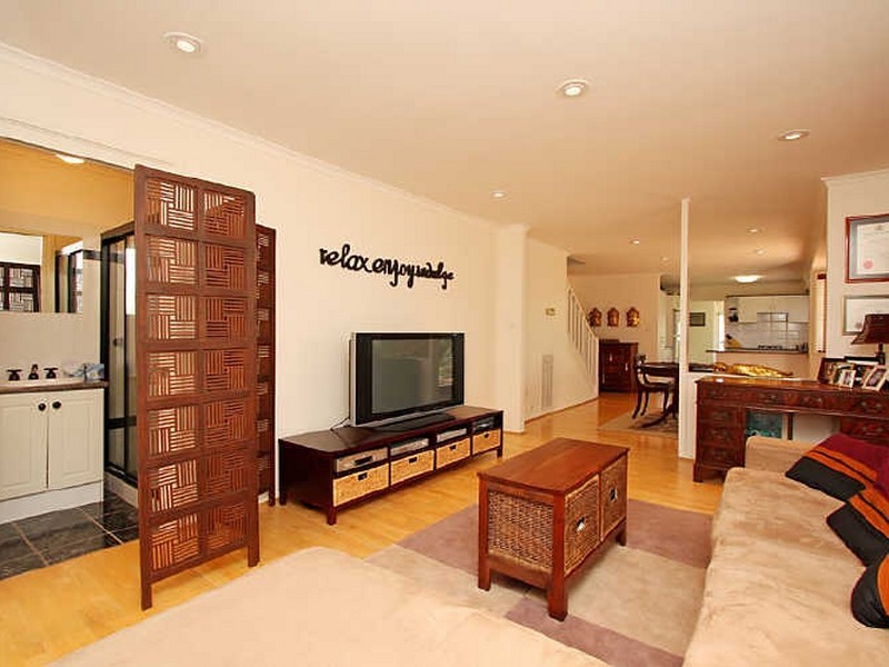 5 Barn Place, Palmerston ACT 2913