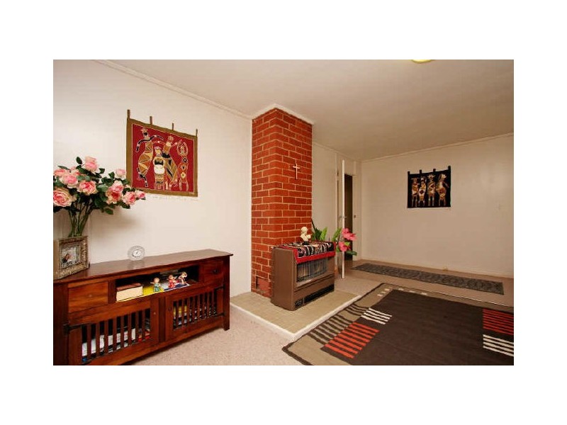 33 Goble Street, Hughes ACT 2605