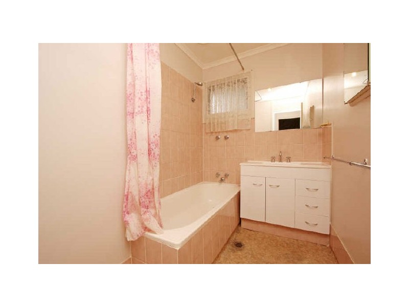 33 Goble Street, Hughes ACT 2605