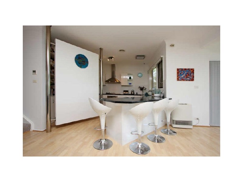 24 Malcolm Place, Kambah ACT 2902