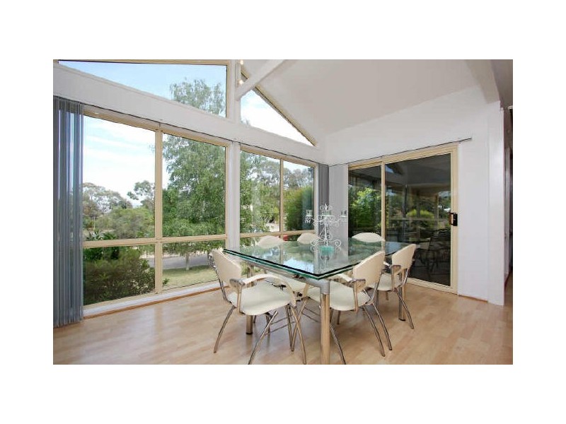 24 Malcolm Place, Kambah ACT 2902