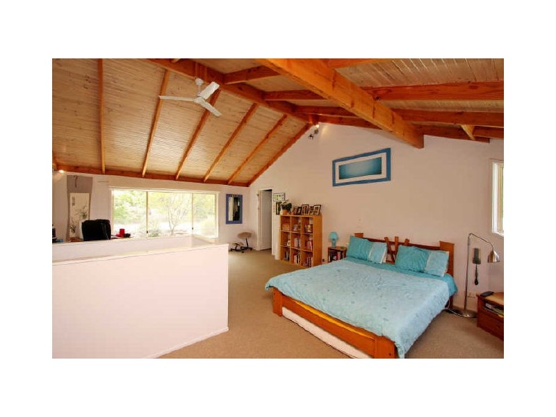 24 Malcolm Place, Kambah ACT 2902