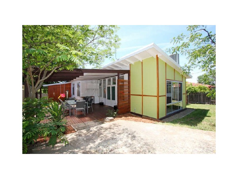 42 Walker Crescent, Narrabundah ACT 2604