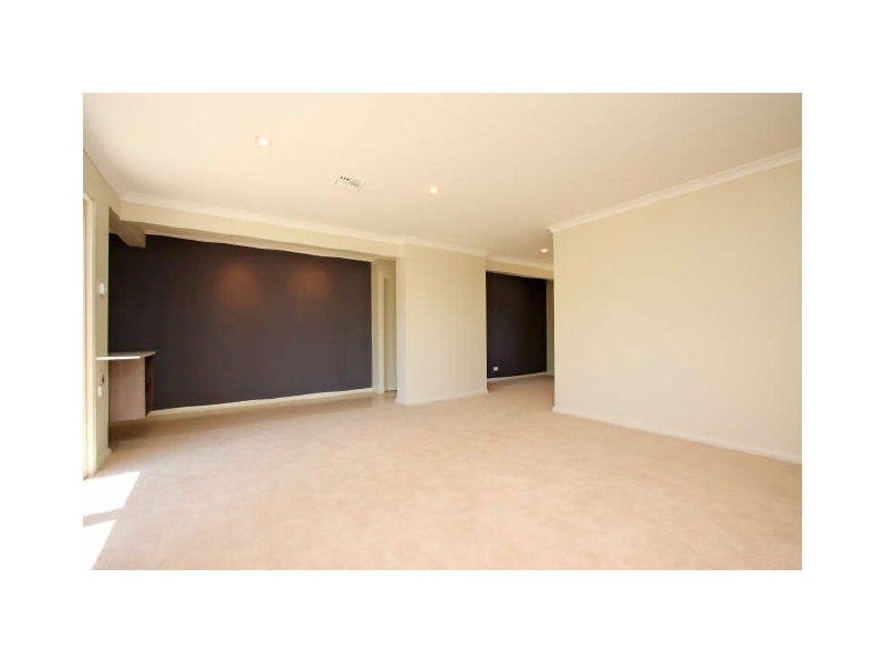 2 Kennerley Street, Curtin ACT 2605