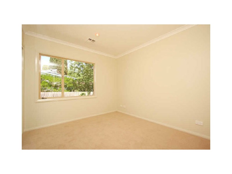 2 Kennerley Street, Curtin ACT 2605