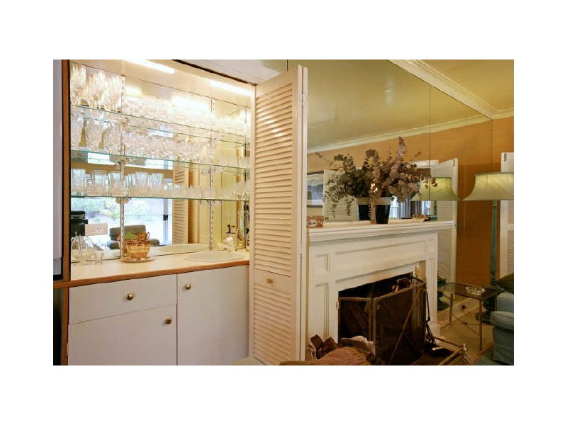 17 Mugga Way, Red Hill ACT 2603