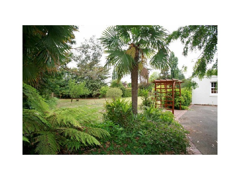 17 Mugga Way, Red Hill ACT 2603