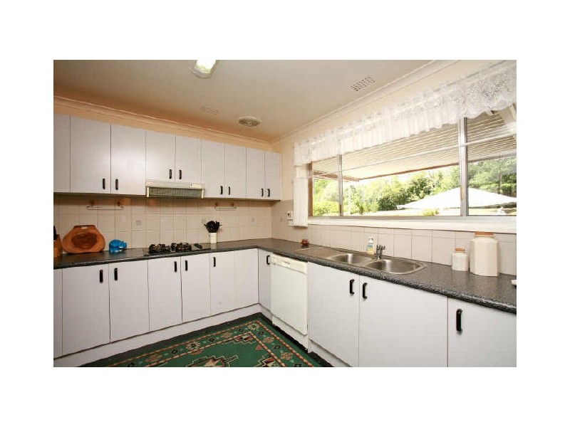 8 Jelbart Street, Mawson ACT 2607