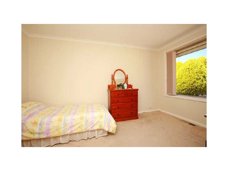 8 Jelbart Street, Mawson ACT 2607