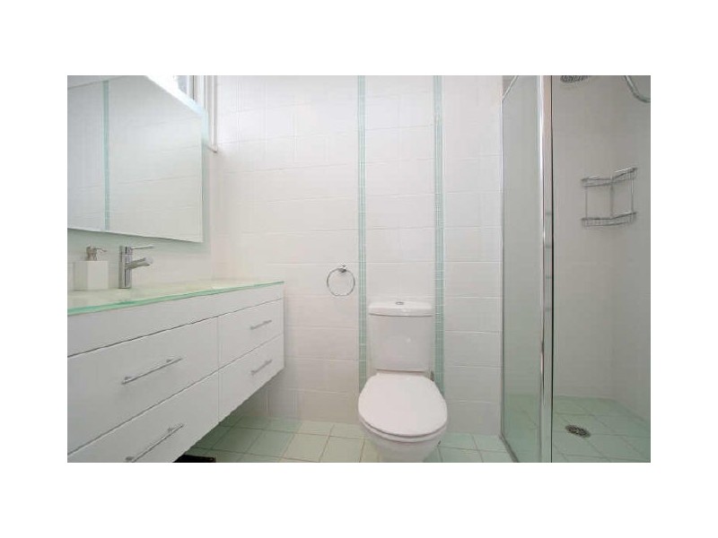 96 Hodgson Crescent, Pearce ACT 2607