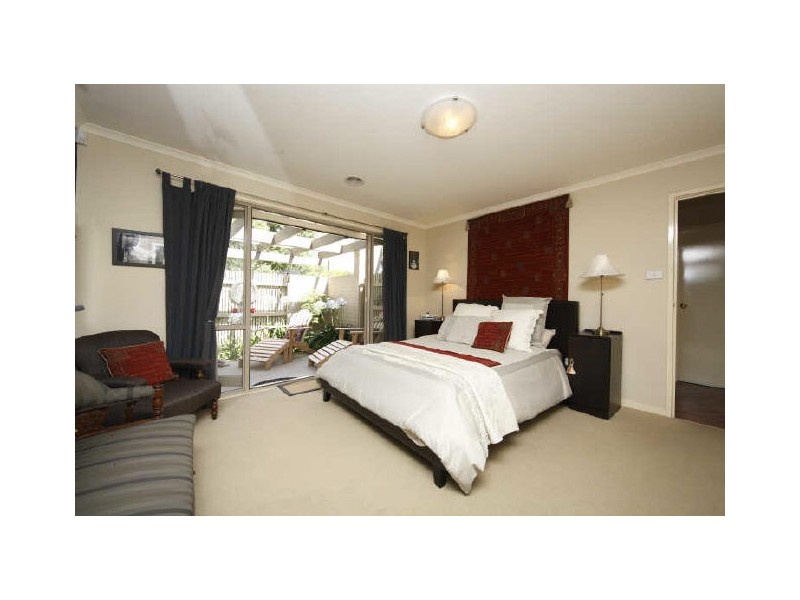 10 Garling Street, Lyneham ACT 2602