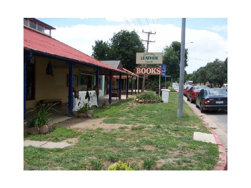 6 Rutledge Street, Bungendore NSW 2621