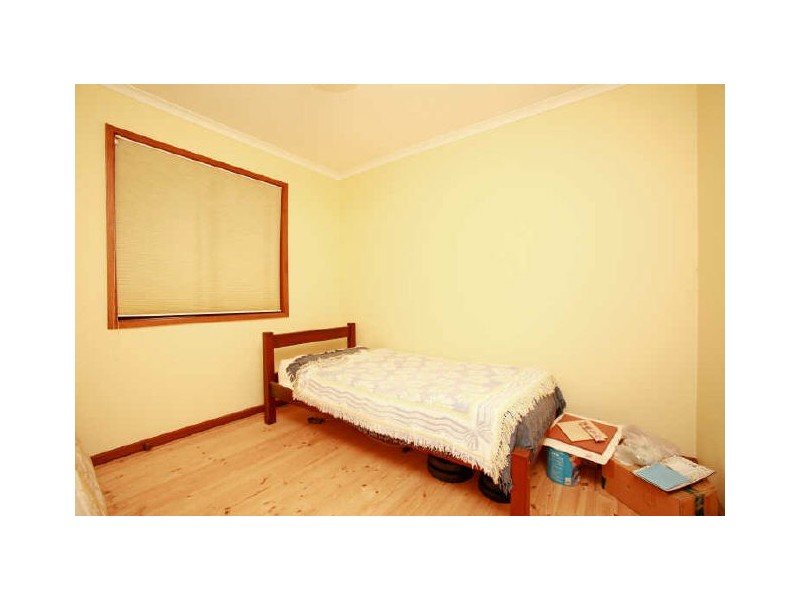 12 Inglis Place, Latham ACT 2615