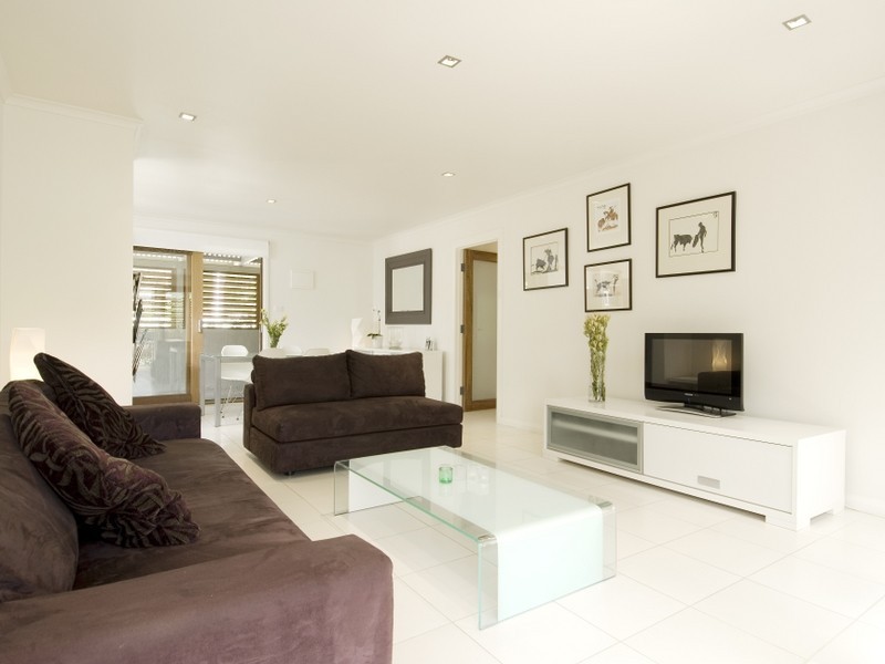172 Captain Cook Crescent, Narrabundah ACT 2604