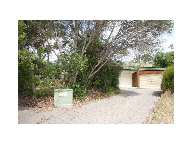 10 Arabana Street, Aranda ACT 2614