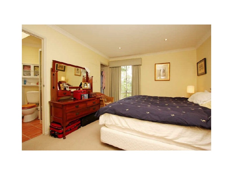 10 Arabana Street, Aranda ACT 2614