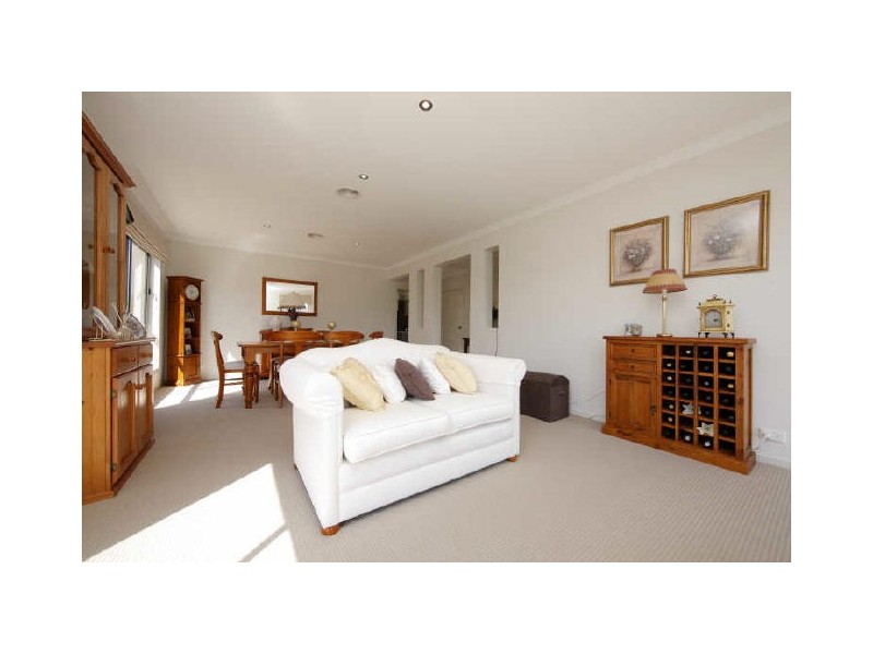 4 Osprey Street, Harrison ACT 2914