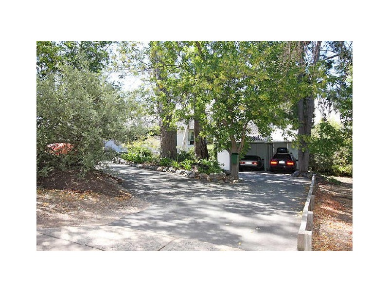 8 Whitelaw Street, Pearce ACT 2607