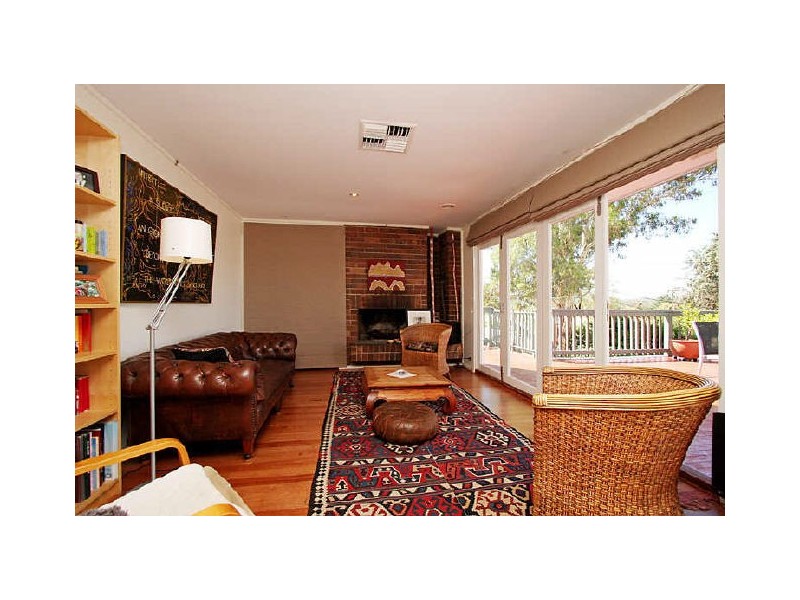 8 Whitelaw Street, Pearce ACT 2607