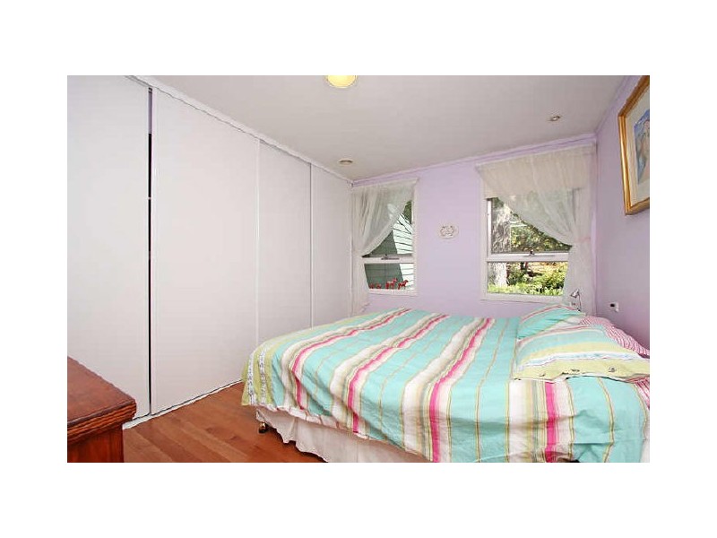 8 Whitelaw Street, Pearce ACT 2607