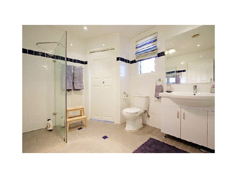 8 Whitelaw Street, Pearce ACT 2607