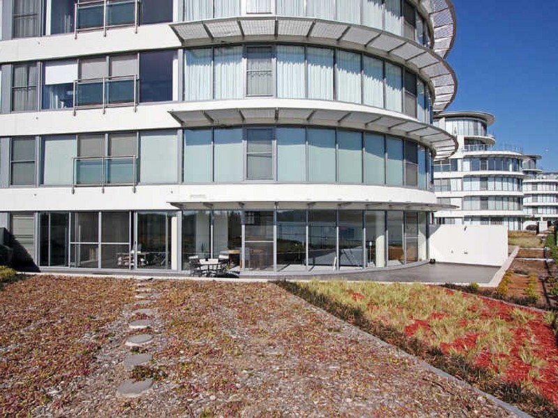 82/13 Eastlake Parade, Kingston ACT 2604