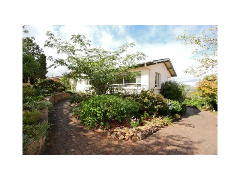 12 Birdwood Street, Hughes ACT 2605