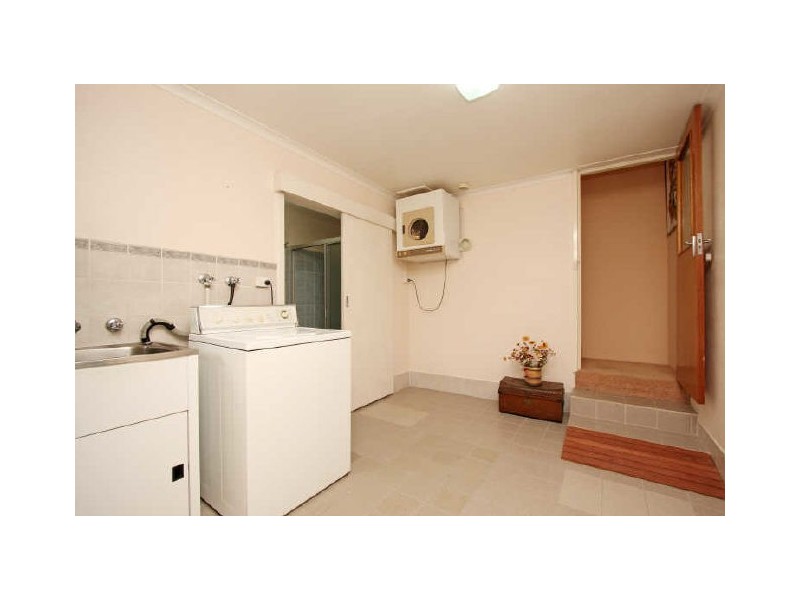 12 Birdwood Street, Hughes ACT 2605