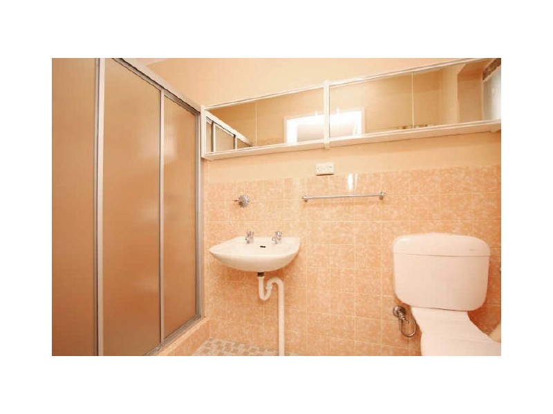 12 Birdwood Street, Hughes ACT 2605