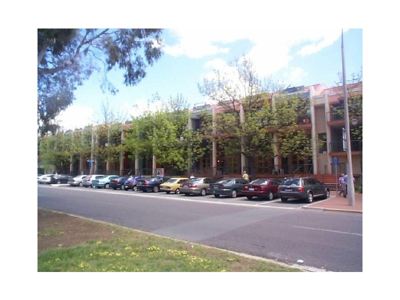 15/18 Captain Cook Crescent, Griffith ACT 2603