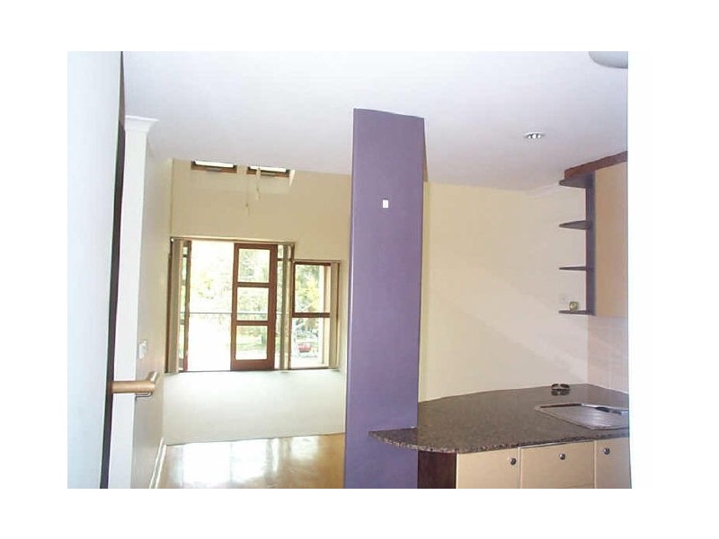 15/18 Captain Cook Crescent, Griffith ACT 2603