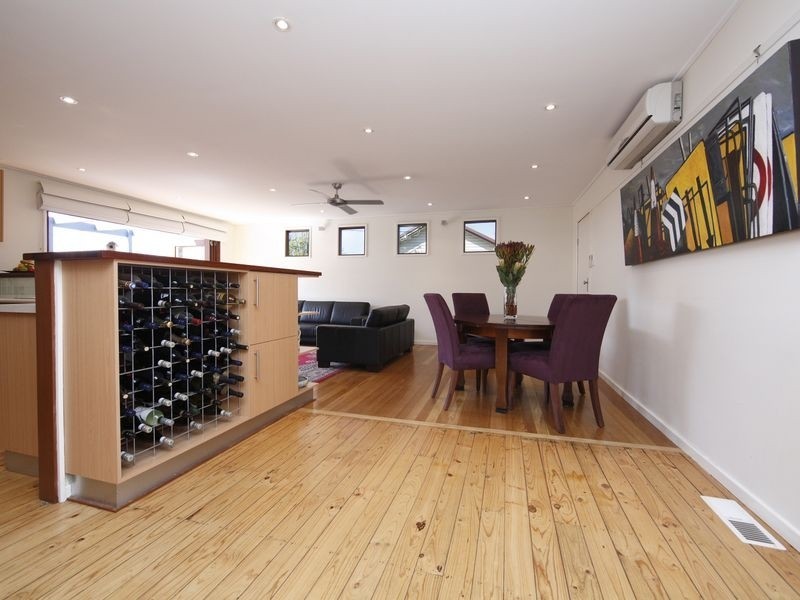 17 Mindarie Street, Narrabundah ACT 2604