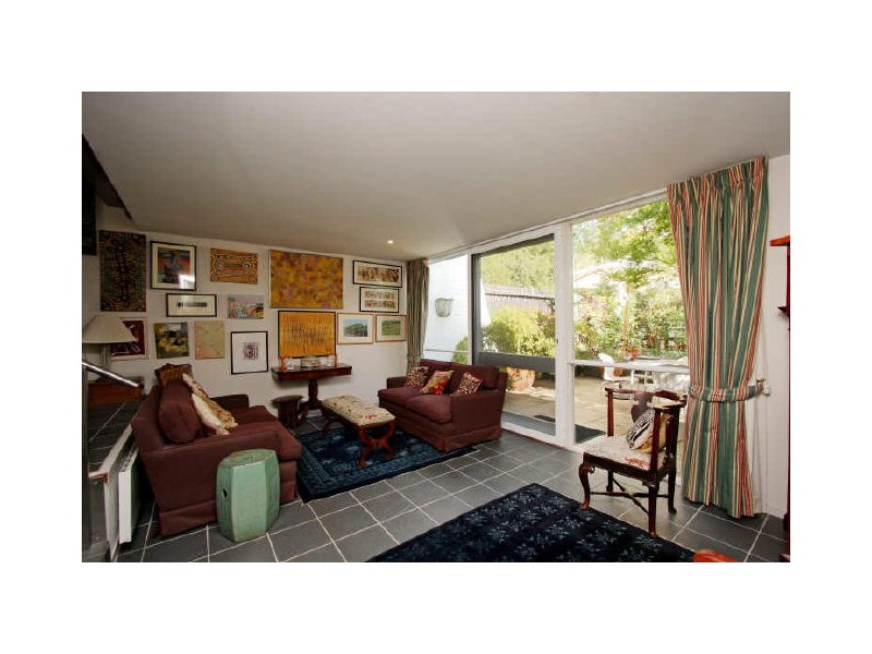 8 Cornish Place, Holder ACT 2611