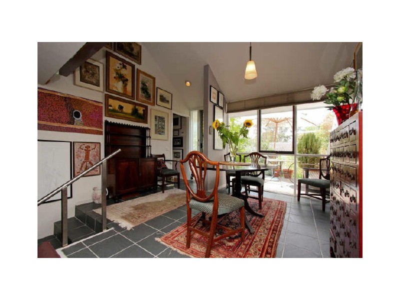 8 Cornish Place, Holder ACT 2611