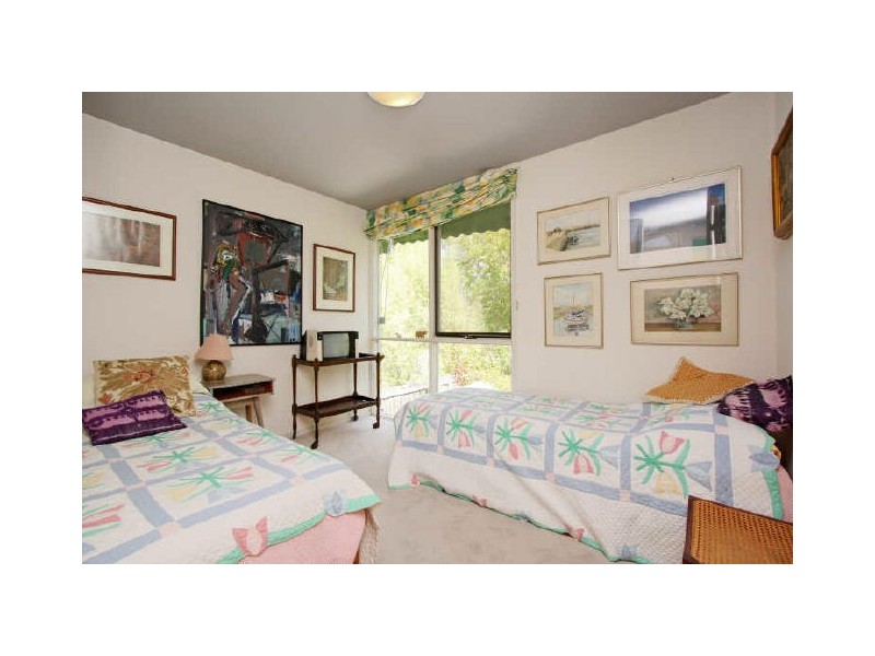 8 Cornish Place, Holder ACT 2611