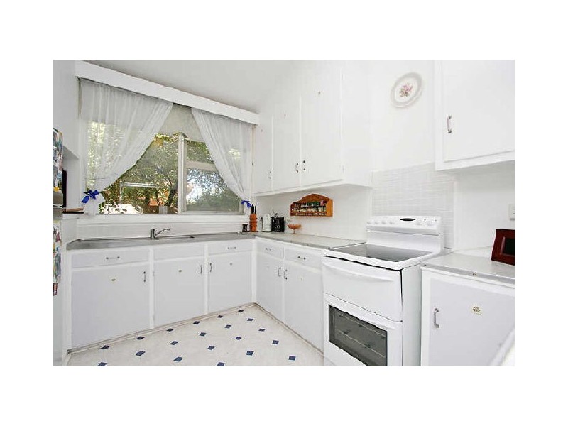 126 Captain Cook Crescent, Narrabundah ACT 2604