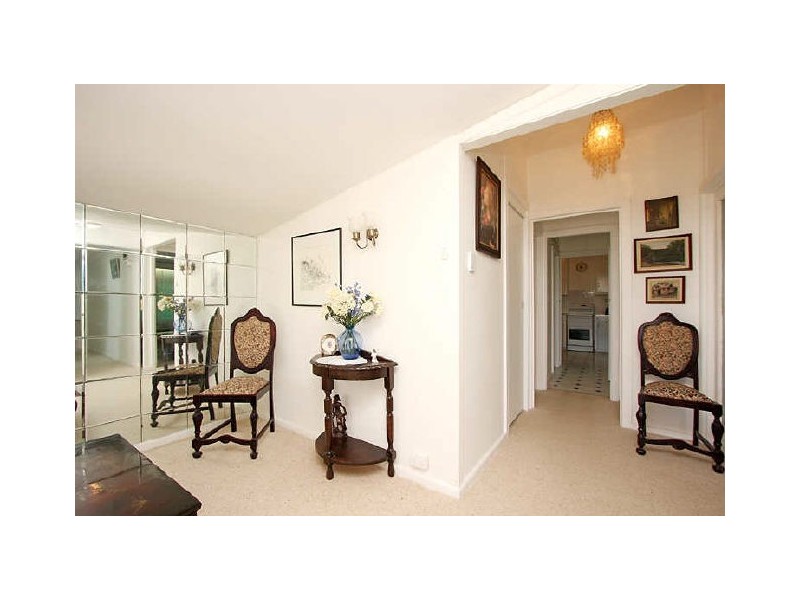 126 Captain Cook Crescent, Narrabundah ACT 2604