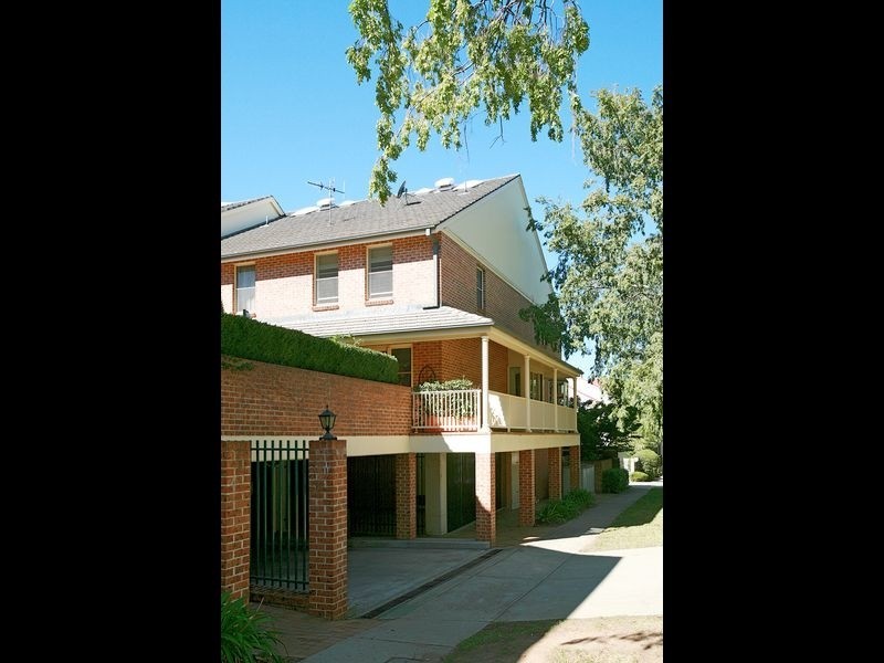 18/3 Ovens Street, Griffith ACT 2603