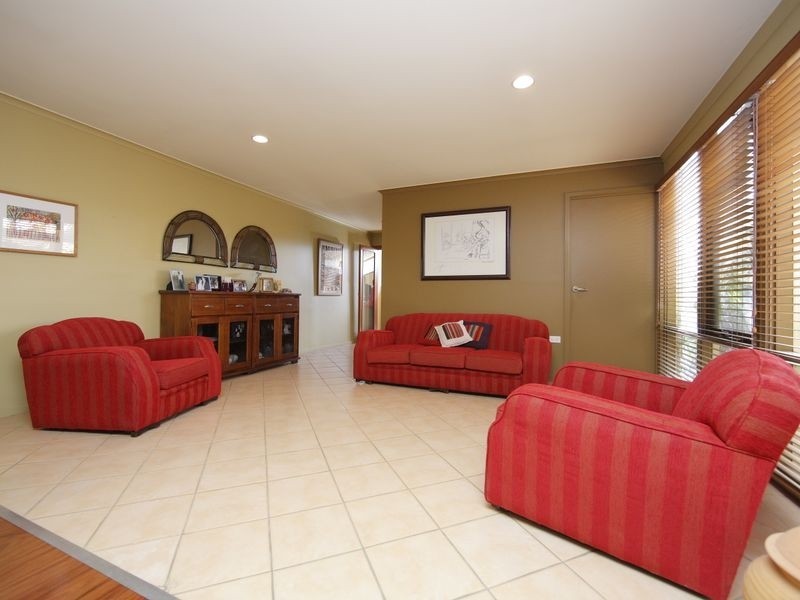 12 Fielder Place, Florey ACT 2615