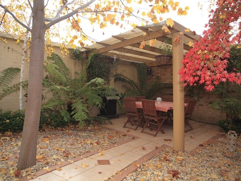 12 Fielder Place, Florey ACT 2615