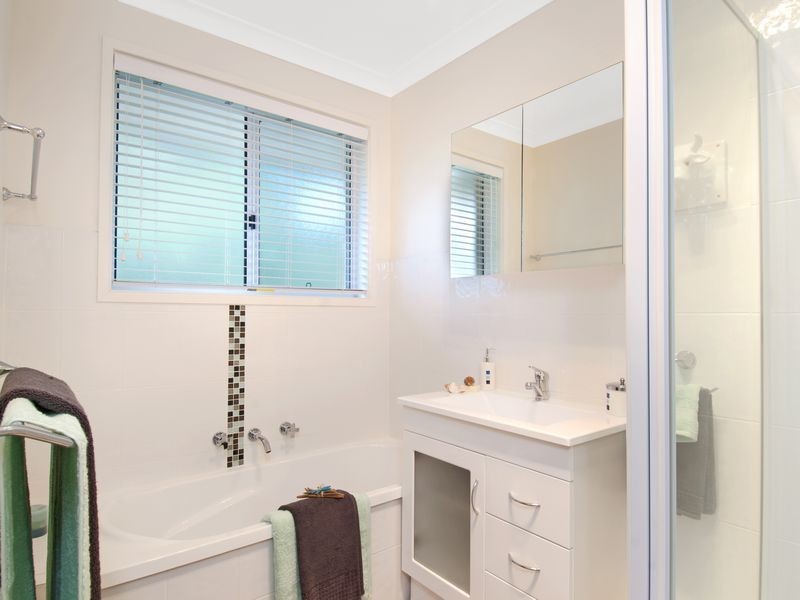 15 Laman Place, Charnwood ACT 2615